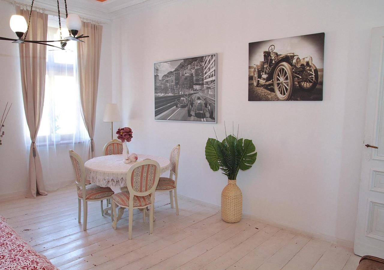 Apartmán Grey Studio Vratislav Exteriér fotografie